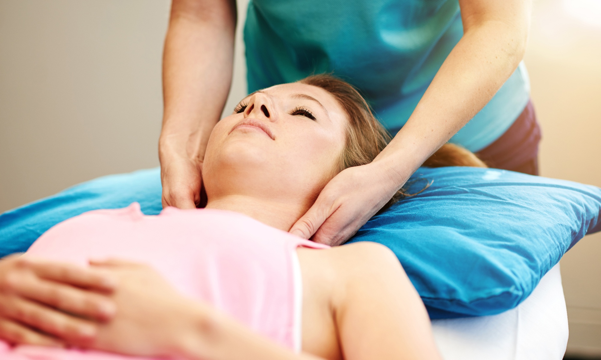 Physiotherapy Consultation and Two Treatments - EC2M – Save up to 85%