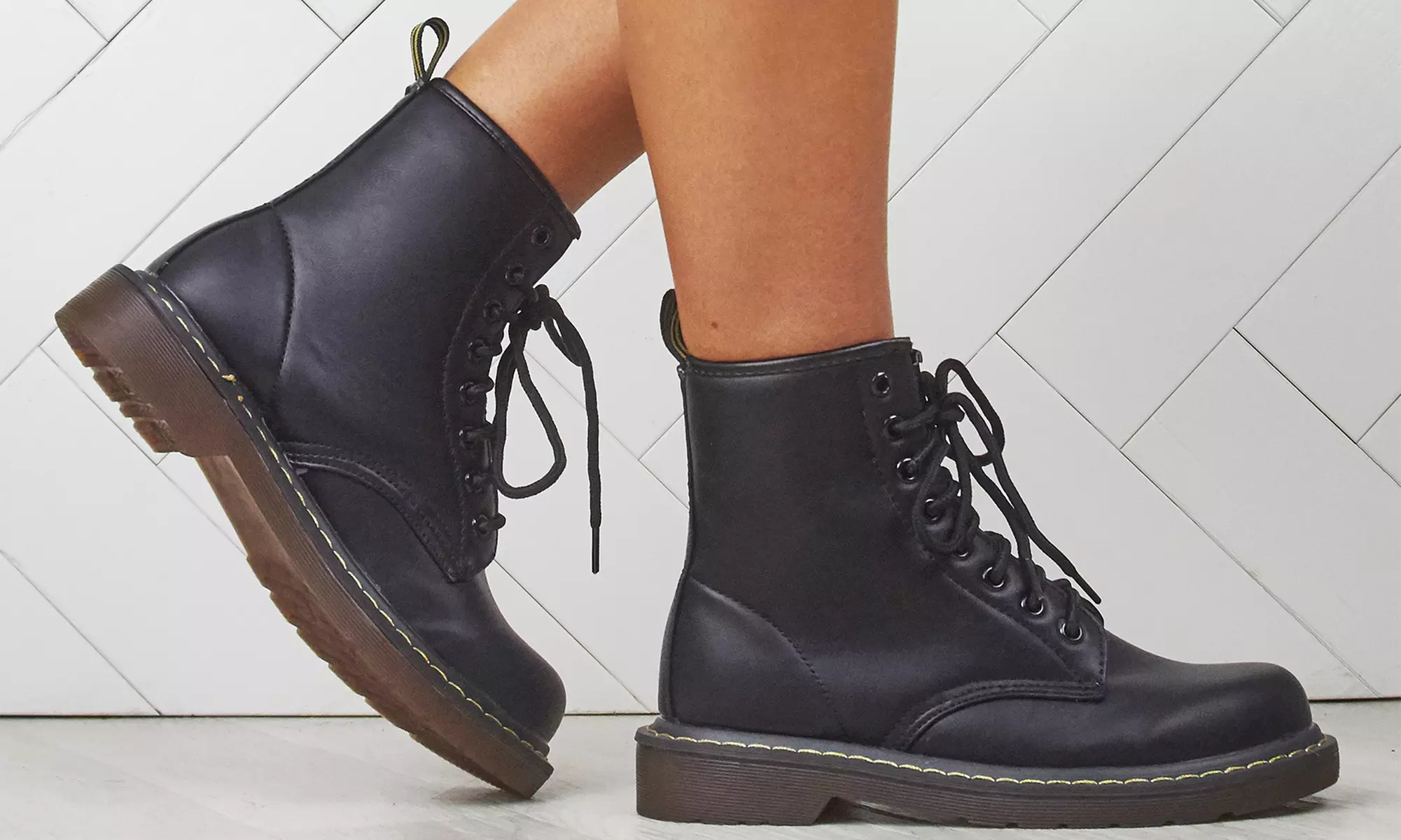 Boots plates avec lacets - Image 4