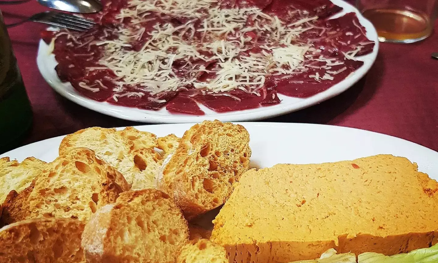 Menú especial para 2: Cachopos o arroz de marisco con entrantes