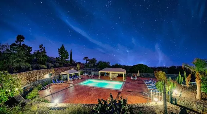 Spa nórdico de leña privado y sauna para 2 con picoteo o cena