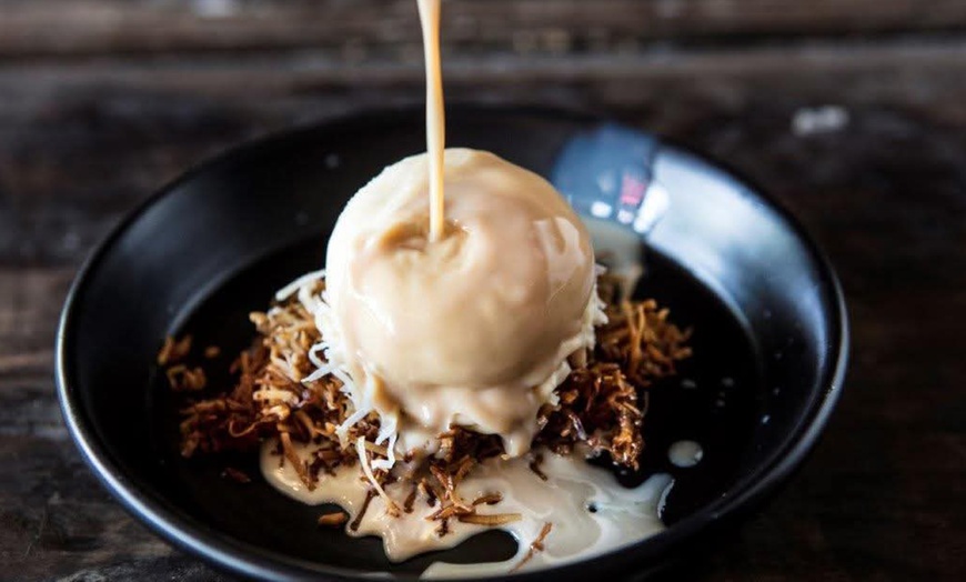 Image 3: Banquet Feast for Two, Three, Seven, or Ten People