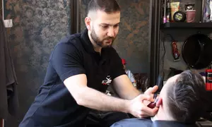 Barber-Paket mit Maske inkl. Aftershave oder Haarwachs für 1 o. 2 Pers. bei Barbier Beirut (bis zu 38% sparen*)
