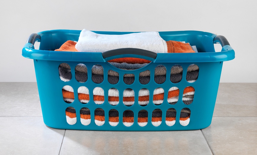 Image 3: Beldray Hip Hugger Laundry Basket