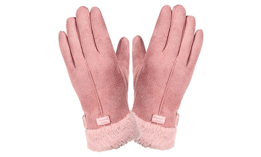 Image 3: USB Rechargeable Heating Warming Gloves