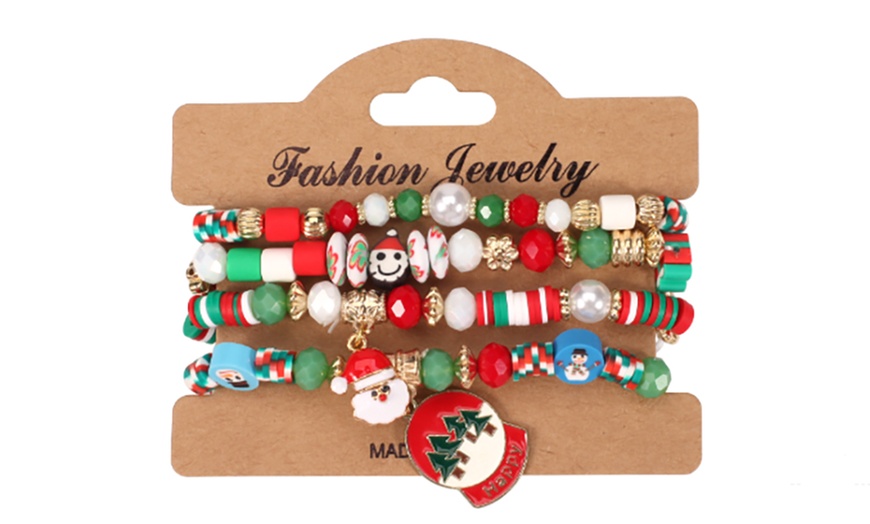 Image 4: Christmas Bracelet Stud Earrings Set