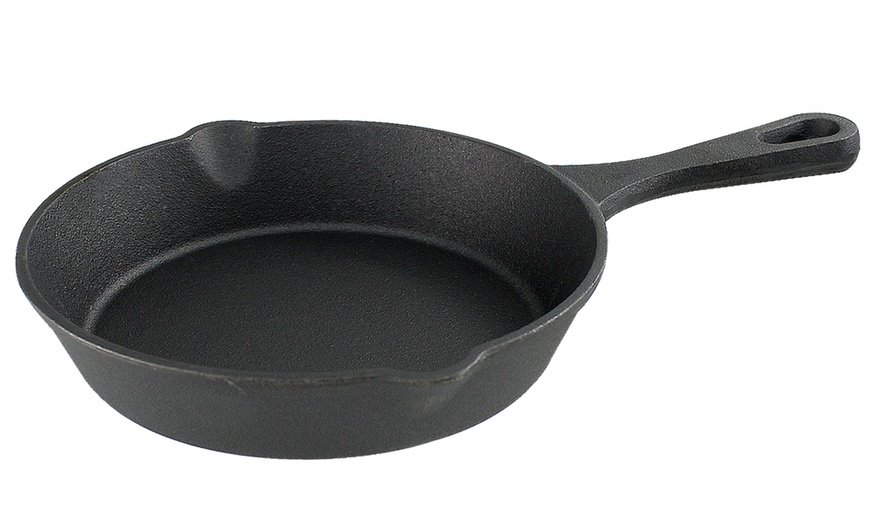 Image 7: Cast Iron Griddle Pan