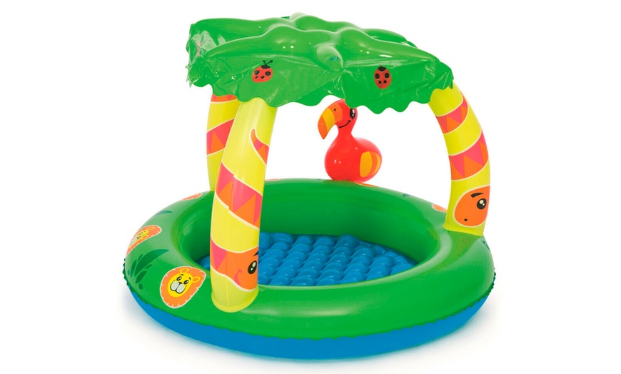 Image 3: Piscina infantil con sombrilla