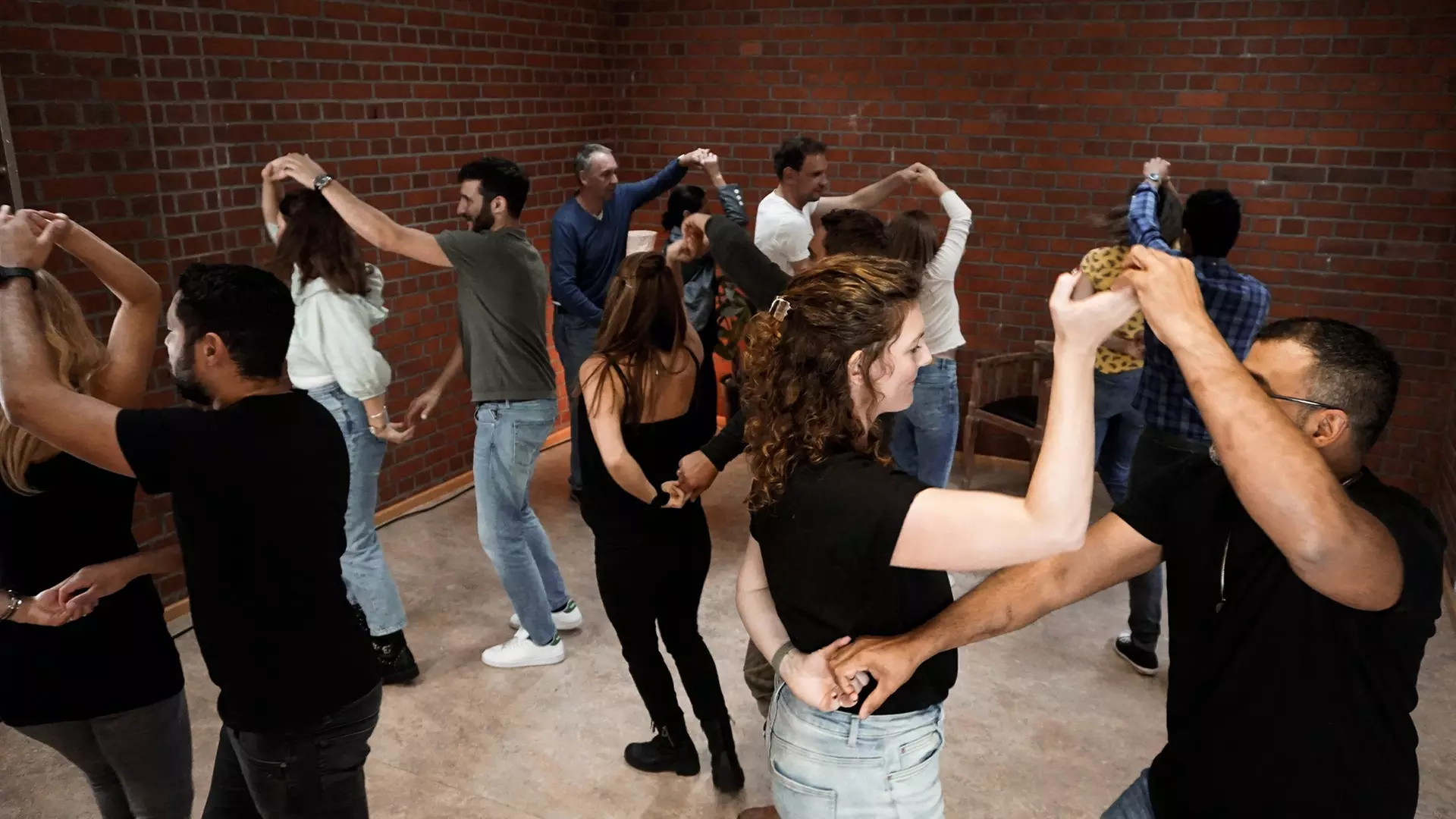 Bis zu 65% Rabatt auf den Tanzkurs bei Salsa Tanzen Munich Tanzschule