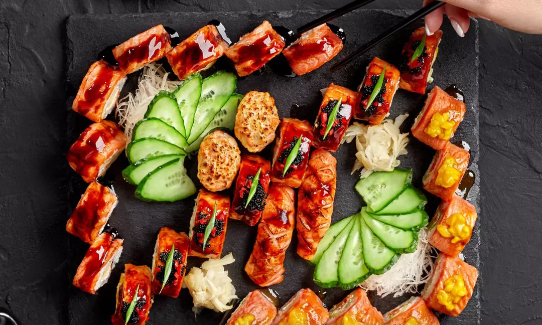 Choice of Bottomless Brunch for 1, 2, 3 or 4: Food, Fun & Drinks