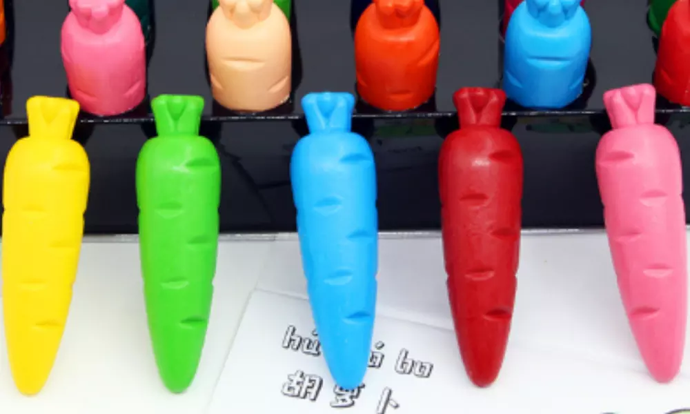 Upto 36 Pack of No-dirty-hands Children's Carrot Crayons