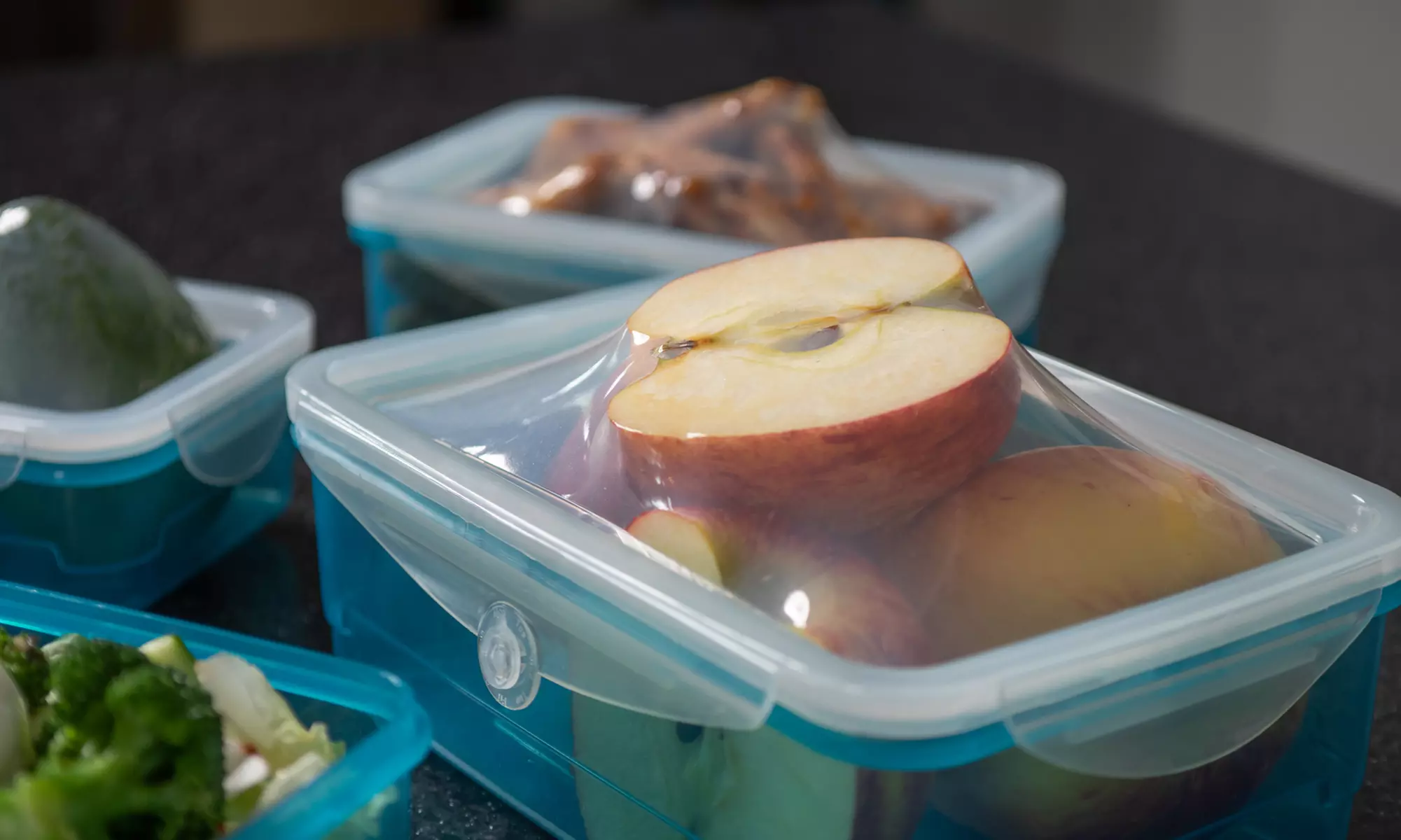 Jusqu'à 16 boites hermétiques avec couvercle en silicone extensible - Primary Image