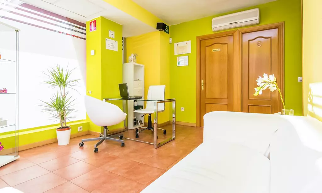 Tratamiento facial antimanchas para una o dos personas desde 19,95 € en Centro Estética Leticia Truebas - Primary Image