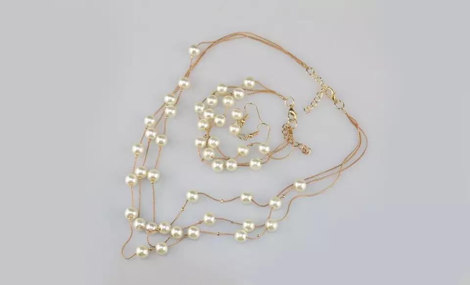 One Pearl Necklace Set with Bracelet from Novadab (Up to 85% Off) - Second Medium