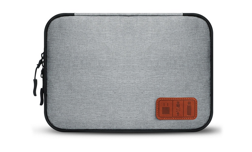 Image 3: Data Cable and Digital Accessories Storage Bag