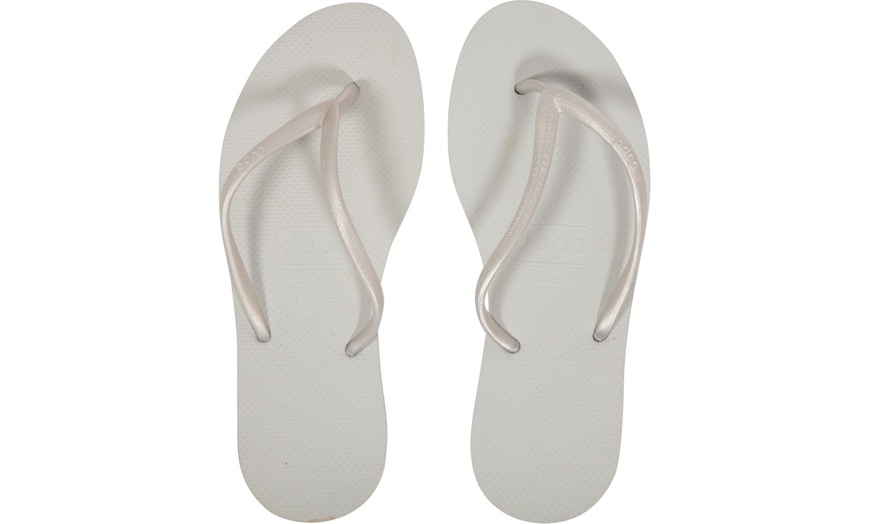 Image 2: Dupe Women's Flip-Flops