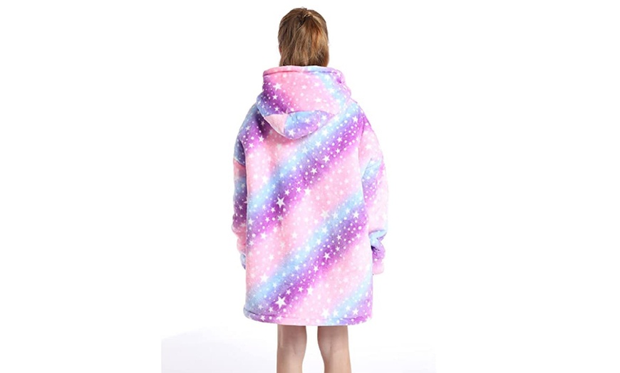 Image 19: Kids' Oversized Fluffy Hoodie Blanket