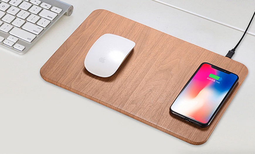 Image 5: Mousepad with Induction Charging