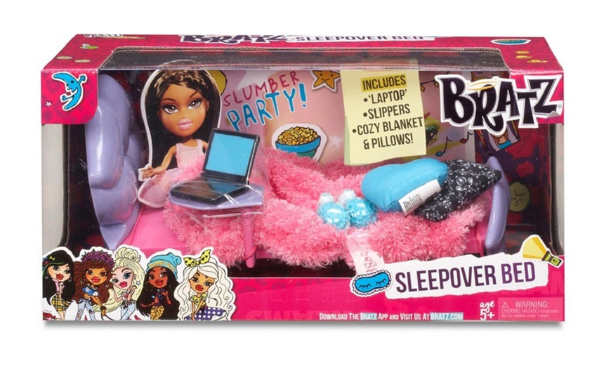 Image 1: Bratz Sleepover Bed Playset