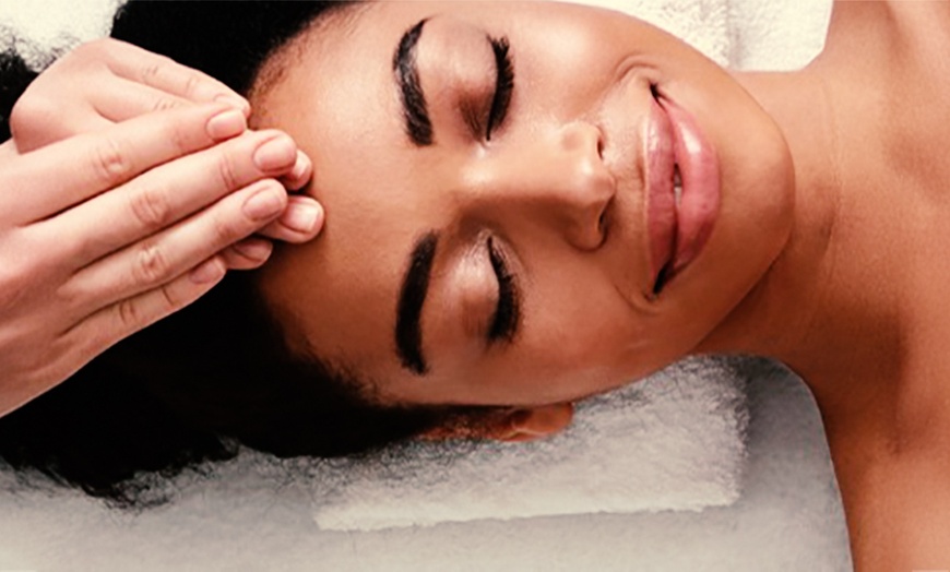 Image 3: Retreat Day Pass 45min Infrared Heat, Sound Meditation, and More