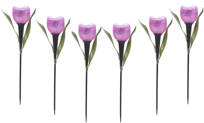 Image 4: Set of 6 or 12 Tulip-Shaped Garden Solar Lights