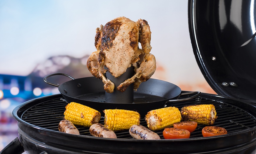 Image 2: Jamie Oliver BBQ Chicken Roaster