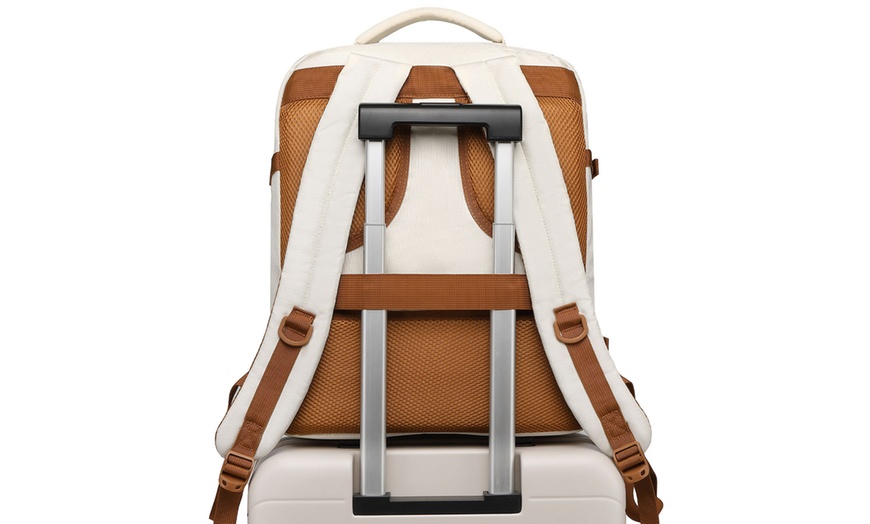 Image 3: Kono 30L Versatile Cabin Backpack