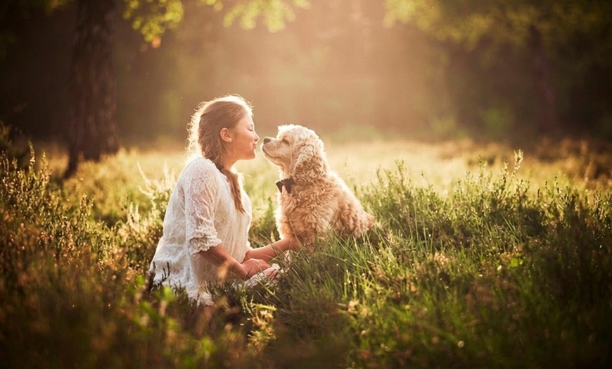 Image 2: Séance photo pro en studio avec accompagnement et mini-album