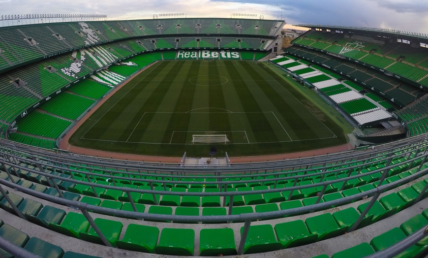 Image 1: Entrada al Real Betis vs. Athletic