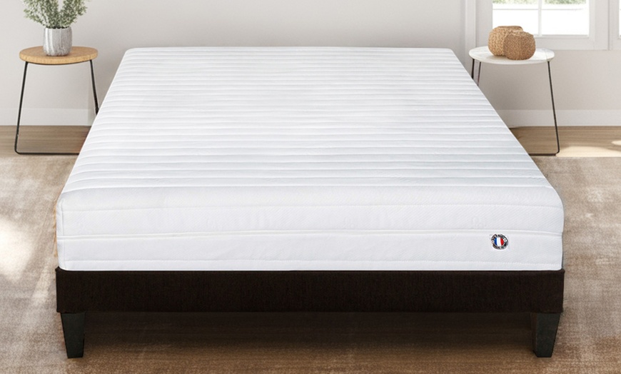 Image 1: Matelas mousse haute densité