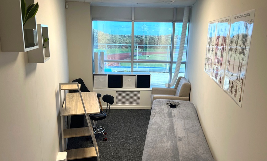 Image 11: 30-, 60- or 90-Min Full Body Massages or Physiotherapy Choices Await