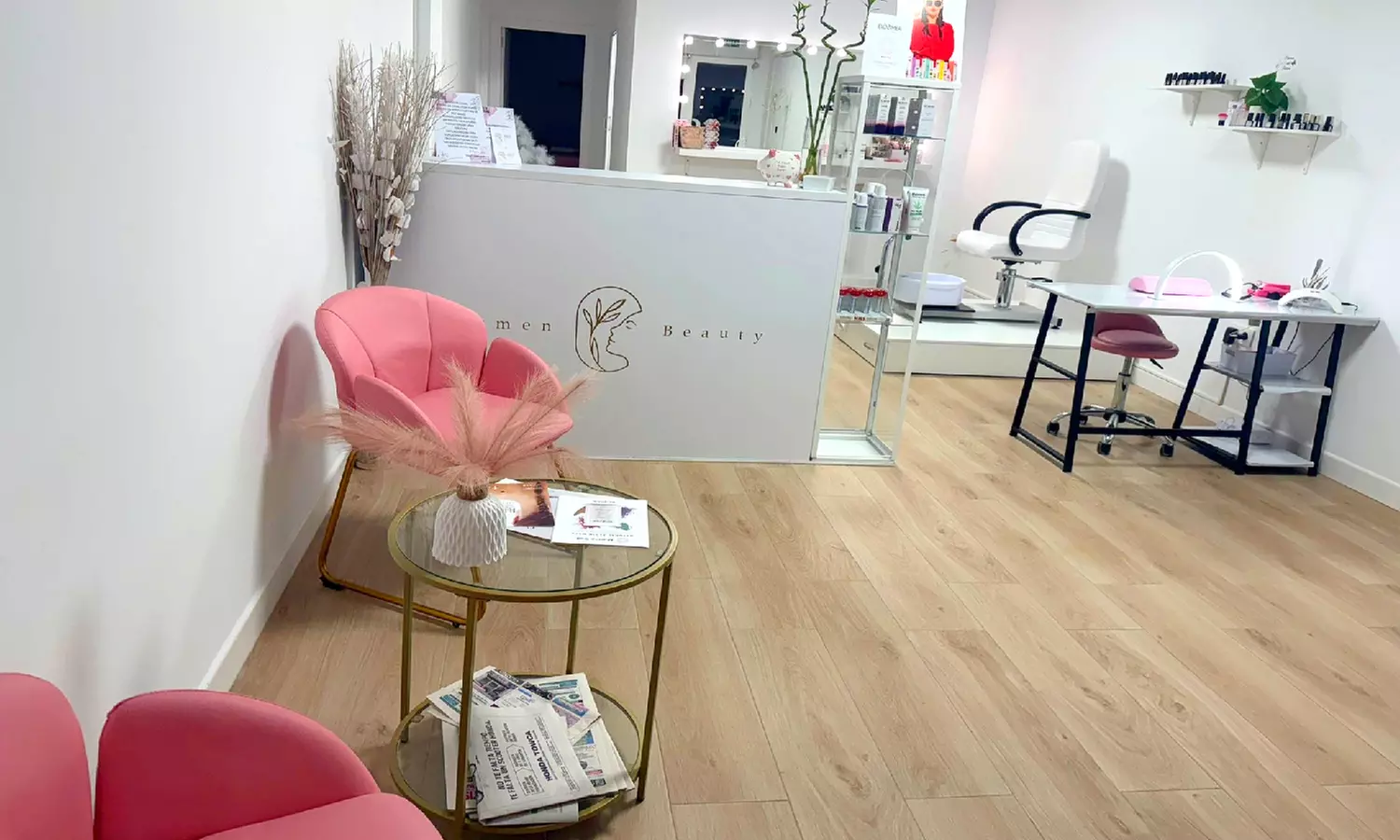 1 o 3 sesiones de pedicura con esmaltado normal o semipermanente