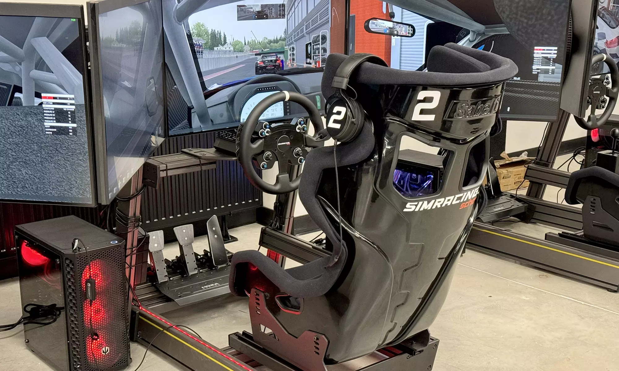 Do 33% zniżki na  w Simracing School