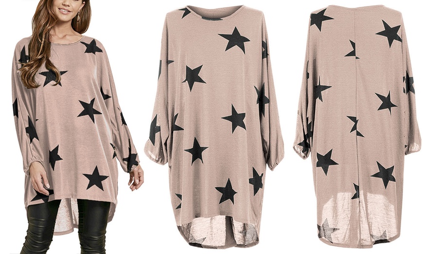 Image 8: Oversized Hi-Lo Star Print Batwing Top