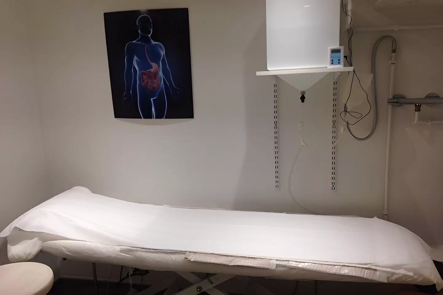 Up to 25% Off on Natural Cleansing Hydro Colon Therapy at Colonic By Naj