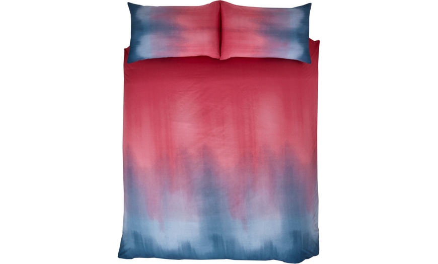 Image 15: Clearance Duvet Set