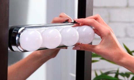 Luci per specchio comprensive di 4 lampadine