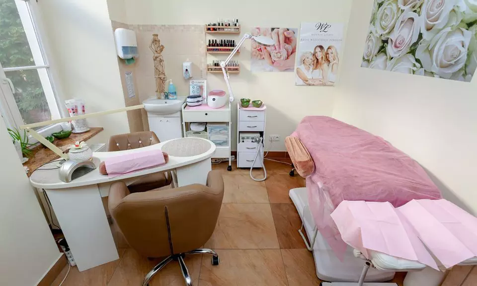 iLiftingujący masaż twarzy i szyi