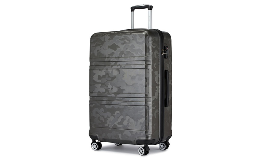 Image 25: Three Piece Fashion Camouflage Luggage Set