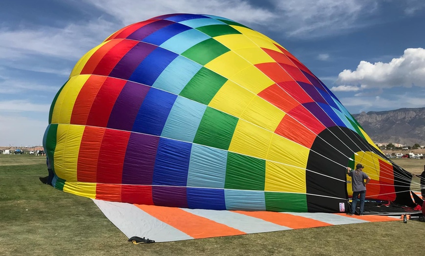 Image 7: 2 Hour Private Sunrise Hot Air Balloon Ride above New Mexico! 