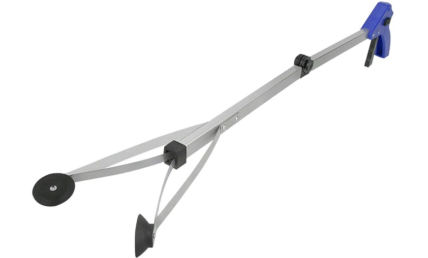 Image 3: Foldable Long-Reach Grabbing Pick-Up Grabber Tool