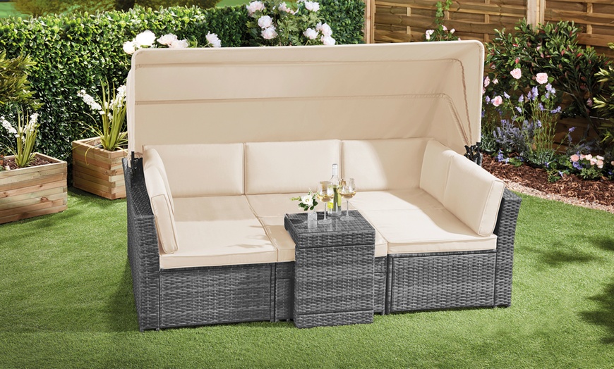 Image 9: Rattan Daybed with Canopy