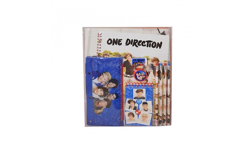 Image 3: One Direction Stationery Sets