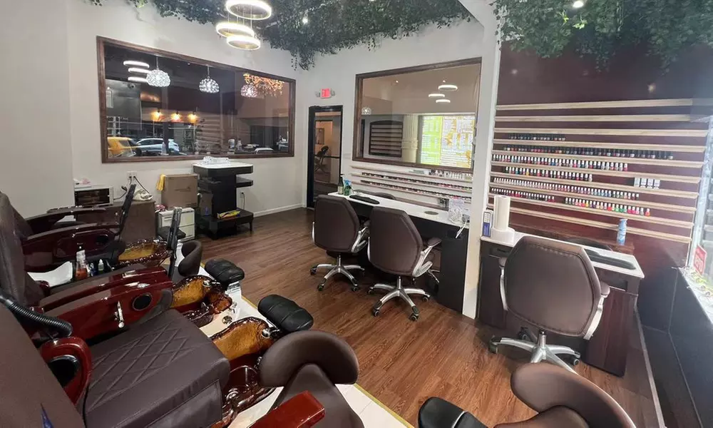 Treat Yourself to a 60- or 90-Minute Massage with Manicure & Pedicure at Aquis Body Spa, Save Up To 39% - Primary Image