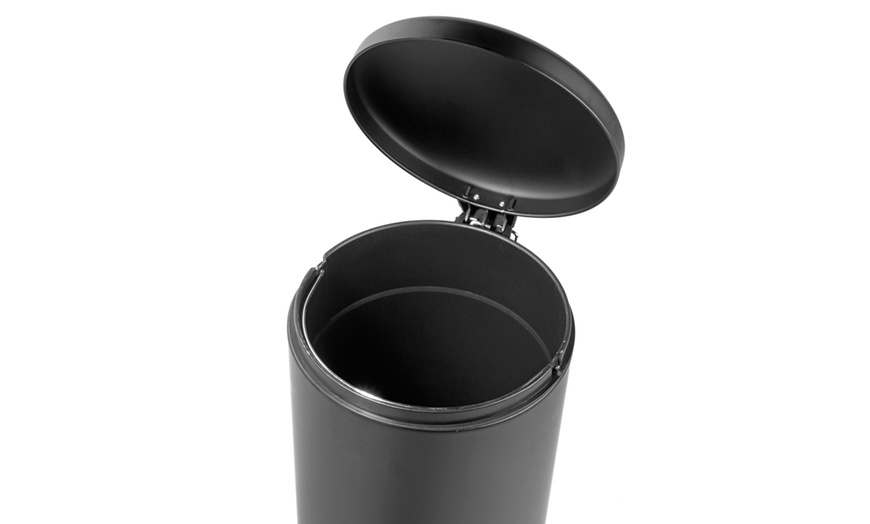 Image 5: Beldray 30-Litre Kitchen Bin