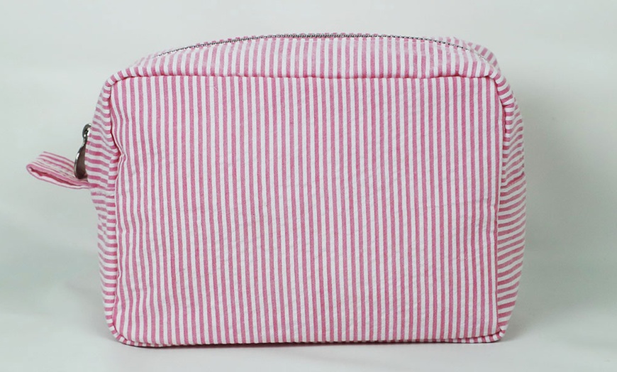 Image 7: Pour soi ou pour offrir : trousse de toilette brodée personnalisée