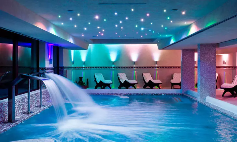 Gargano 4*: camera Standard con colazione o mezza pensione e Spa