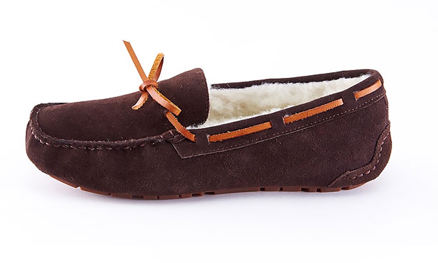 Image 22: Women's Suede Slippers