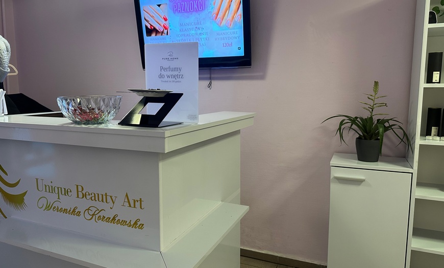 Image 2: Do 25% zniżki na Salon/studio paznokci - Manicure i pedicure w Unique Beauty Artist