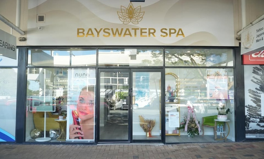 Image 2: Relax with 30,60,90, or 120-Minute Men's Japanese Headspa