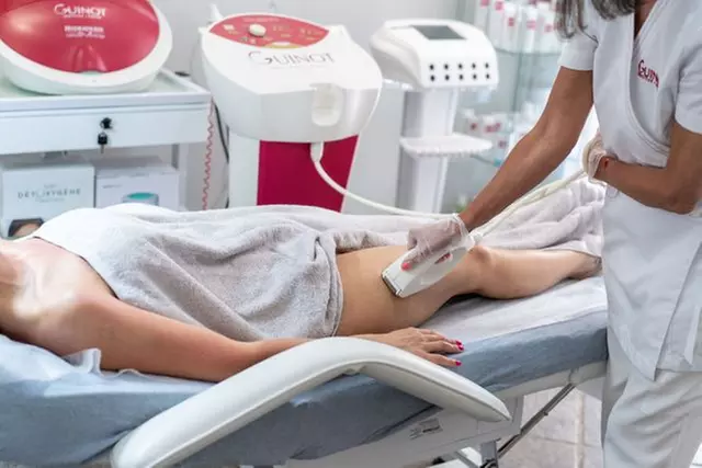Zabieg na okolice pod oczami lub AntiAging z mezoterapią nanoigłową